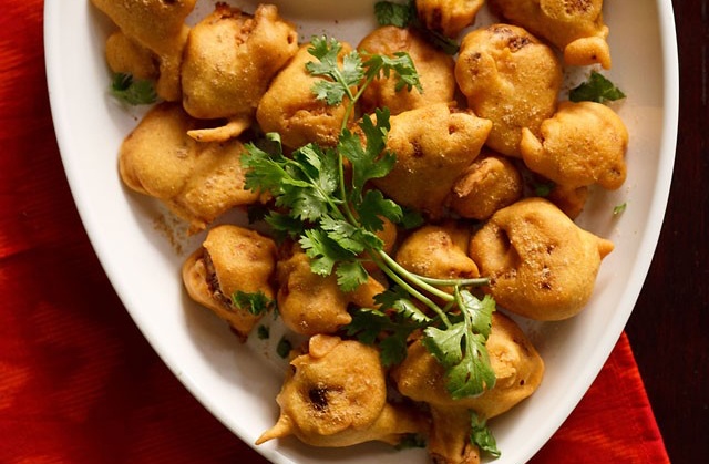 Gobi Pakora Cauliflower Pakoda Indian Cauliflower Fritters