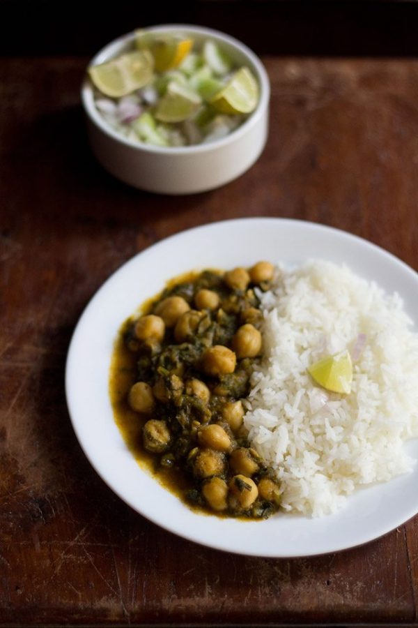 Palak Chole | Spinach with Chickpeas (Indian Style)