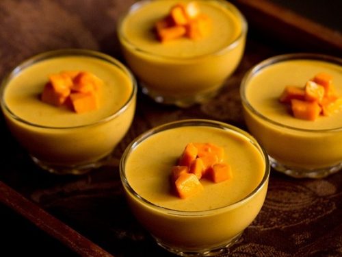 Mango Panna Cotta Vegetarian