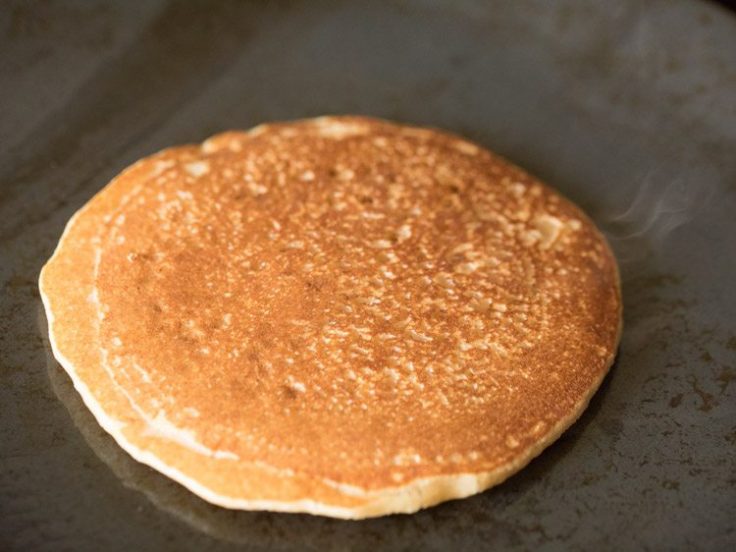 Eggless Pancakes (Soft Whole Wheat Pancakes)