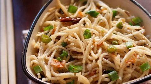 Chicken Hakka Noodles Recipe + Video