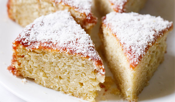 eggless-vanilla-cake-recipe-soft-and-moist