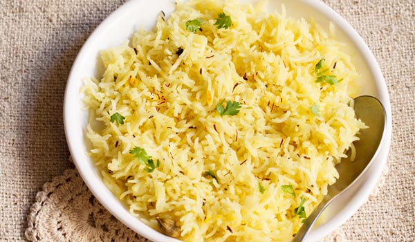 Easy Rice Cooker Saffron Rice Recipe